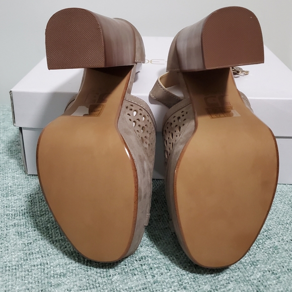 NWT! Joe's Jeans Lorne platform sandals - Picture 8 of 11